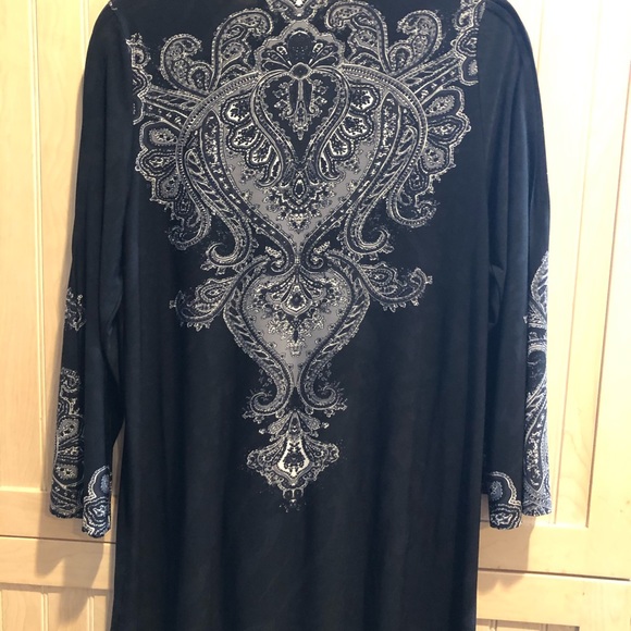 Effortless Style by Citiknits tunic - Picture 2 of 5